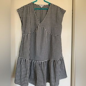 Time and Tru ladies black checked seersucker dress. Size 8-10